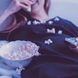 映画館でポップコーン食う奴は何なの？｜映画館の要改善点を検討